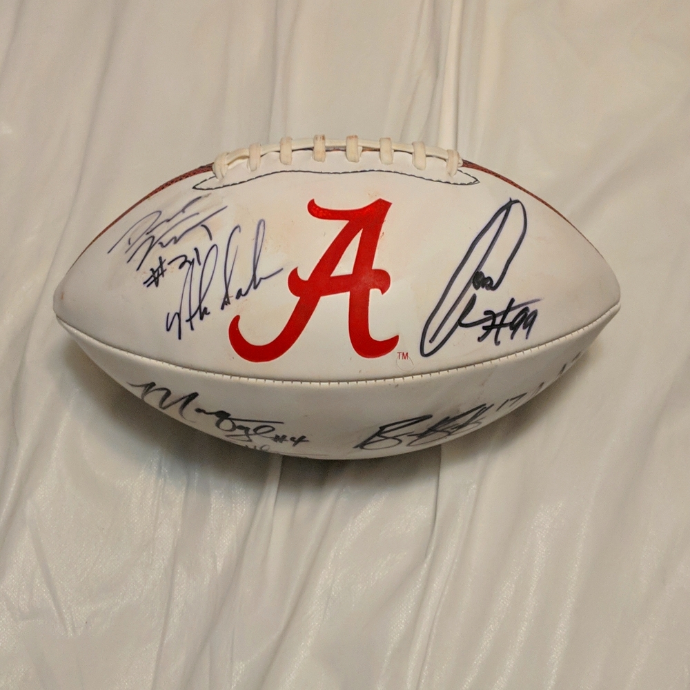COACH NICK SABAN AUTOGRAPH ALABAMA FOOTBALL GUARANTEED AUTHENTIC WITH 7 PLAYERS
